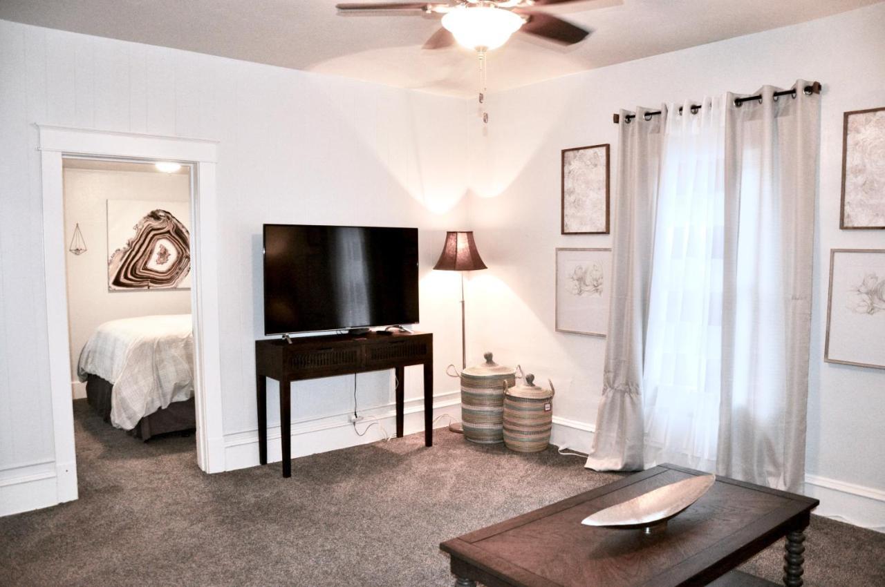 Downtown 1 Bedroom Charmer - Walk, Bike, Enjoy!! Rapid City Kültér fotó