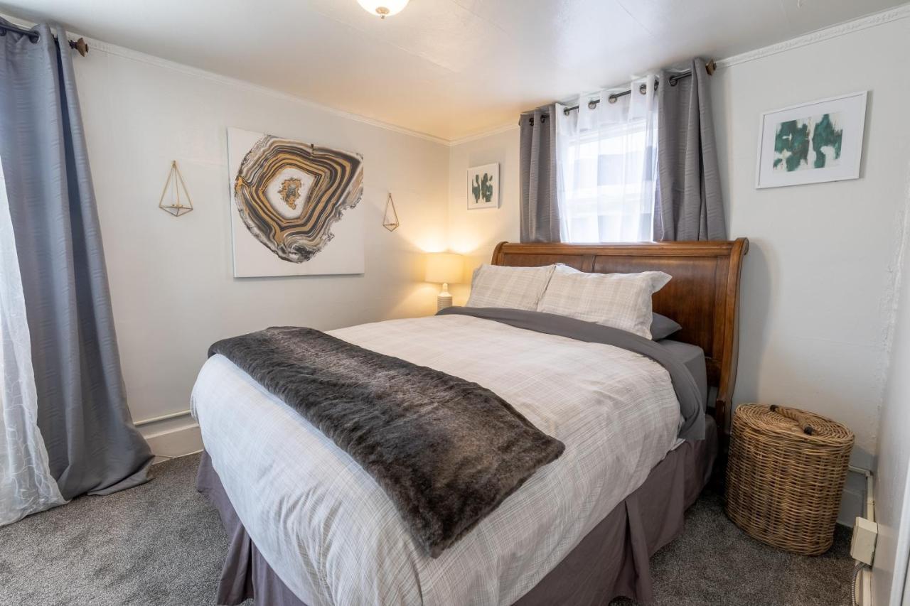 Downtown 1 Bedroom Charmer - Walk, Bike, Enjoy!! Rapid City Kültér fotó